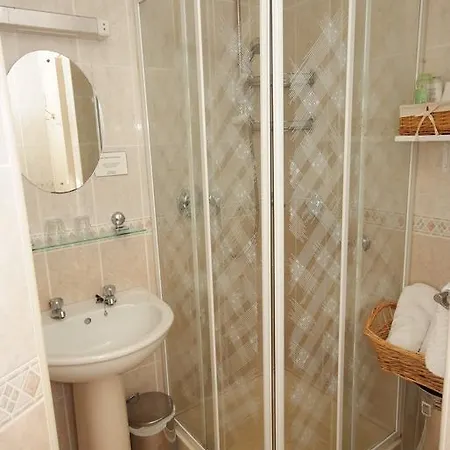 Bed & Breakfast River Valley Tullaha